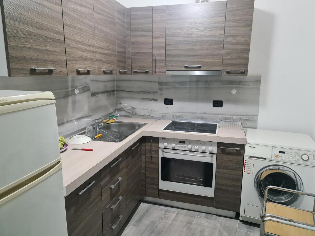 Vlorë Deja Blue Guest House מראה חיצוני תמונה