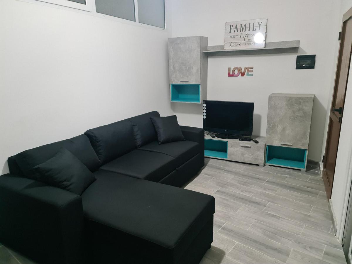 Vlorë Deja Blue Guest House מראה חיצוני תמונה